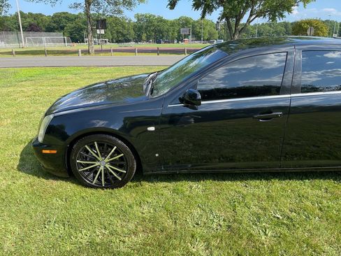 Used 2006 Cadillac STS V8 w/ Preferred Equipment Group RWD image 31