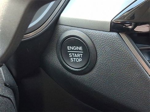 Used 2023 Ford Escape Active image 18
