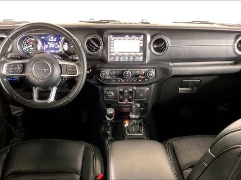 Used 2022 Jeep Wrangler Unlimited Sahara w/ Safety Group image 15