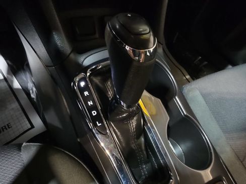 Used 2018 Chevrolet Cruze LT w/ Convenience Package FWD image 20