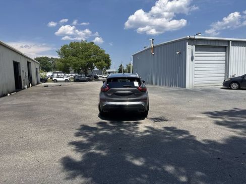 Used 2020 Nissan Murano Platinum FWD image 6
