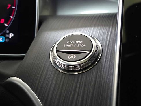 New 2026 Mercedes-Benz GLC 300 4MATIC image 34