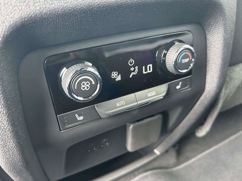 New 2026 Chevrolet Traverse High Country AWD/4WD image 16