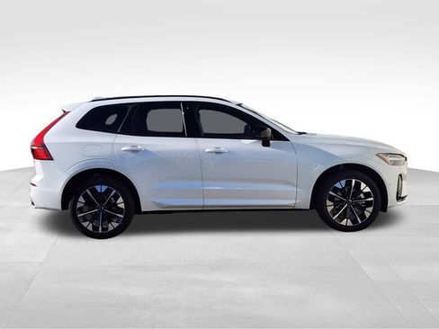 Certified 2026 Volvo XC60 B5 Plus w/ Protection Package Premier AWD/4WD image 8