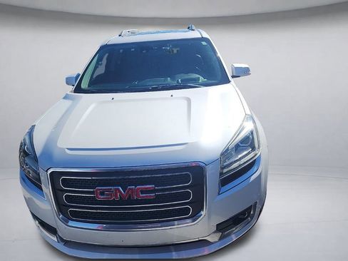 Used 2017 GMC Acadia Limited SLT image 2