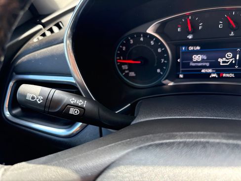Used 2020 Chevrolet Equinox LT AWD/4WD image 32