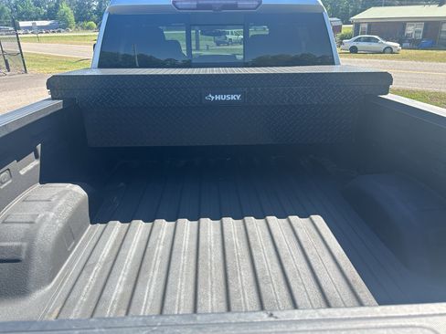 Used 2022 Chevrolet Silverado 2500 High Country w/ Z71 Off-Road Package image 13