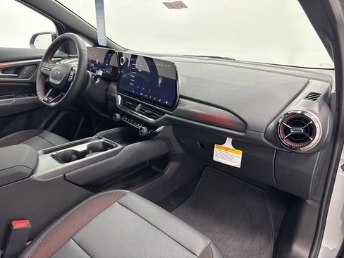 New 2026 Chevrolet Equinox EV RS image 29