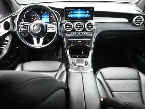 Used 2022 Mercedes-Benz GLC 300 image 10