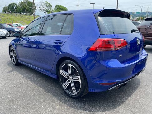 Used 2016 Volkswagen Golf 4-Door AWD/4WD image 5