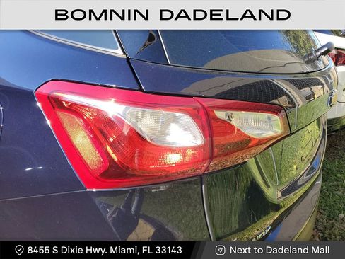 Used 2021 Chevrolet Equinox LS image 5