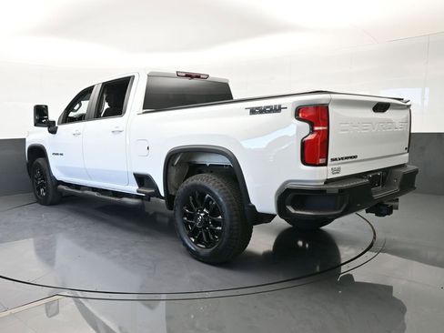 Used 2025 Chevrolet Silverado 2500 LT w/ Trail Boss Package image 4