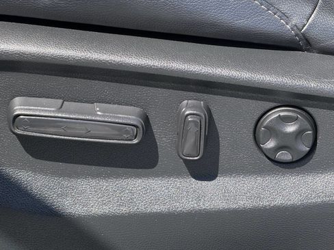 Used 2018 Honda CR-V EX-L image 10