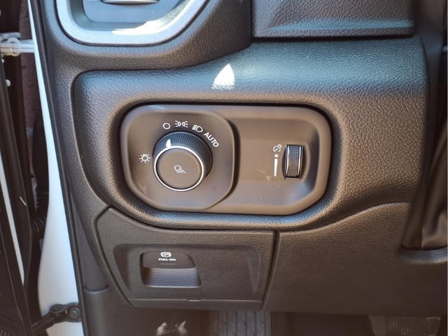 New 2026 RAM 1500 Tradesman AWD/4WD image 15