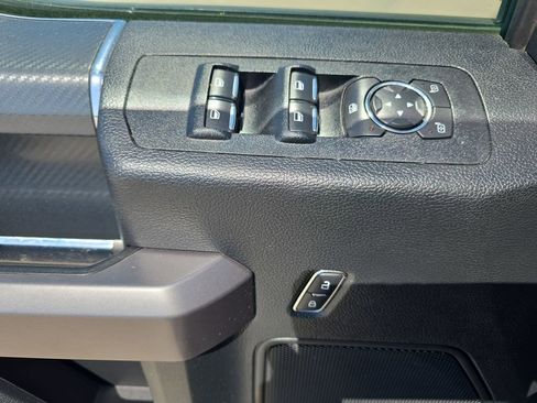 Used 2019 Ford F150 XLT w/ Equipment Group 302A Luxury AWD/4WD image 28