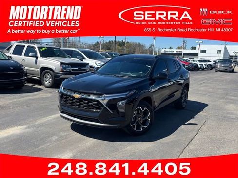 Certified 2024 Chevrolet Trax LT w/ Driver Confidence Package FWD image 1