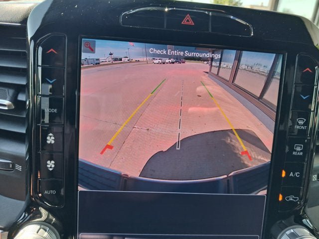 Used 2025 RAM 2500 Big Horn AWD/4WD image 2