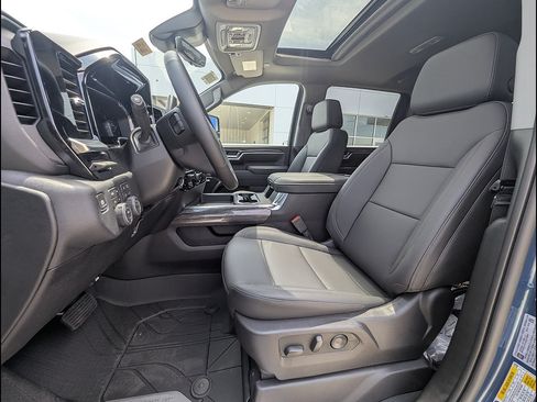 New 2026 Chevrolet Silverado 3500 LTZ w/ LTZ Convenience Package AWD/4WD image 15