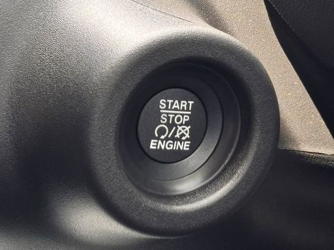 New 2025 RAM ProMaster 2500 w/ Convenience Group image 18