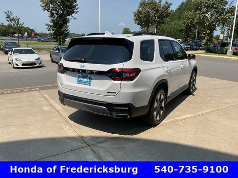 Used 2026 Honda Pilot Touring image 6