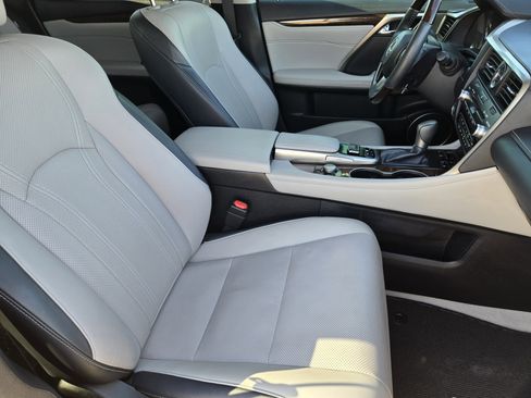 Used 2019 Lexus RX 350 FWD w/ Navigation Package image 22