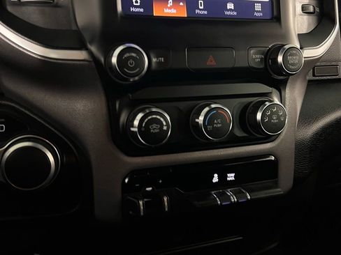 Used 2024 RAM 2500 Big Horn w/ Bed Utility Group image 17