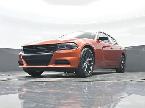Used 2022 Dodge Charger SXT w/ Blacktop Package RWD image 35