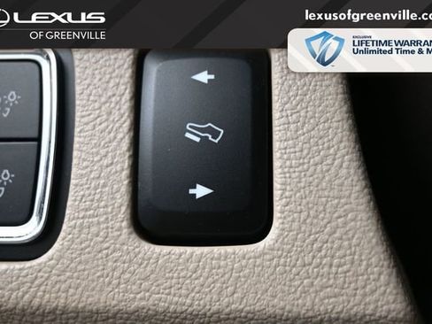 Used 2022 Lincoln Navigator Reserve AWD/4WD image 14