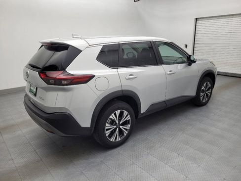 Used 2023 Nissan Rogue SV AWD/4WD image 10