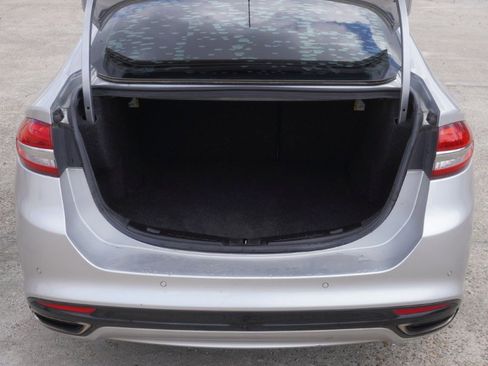 Used 2018 Ford Fusion Titanium image 6