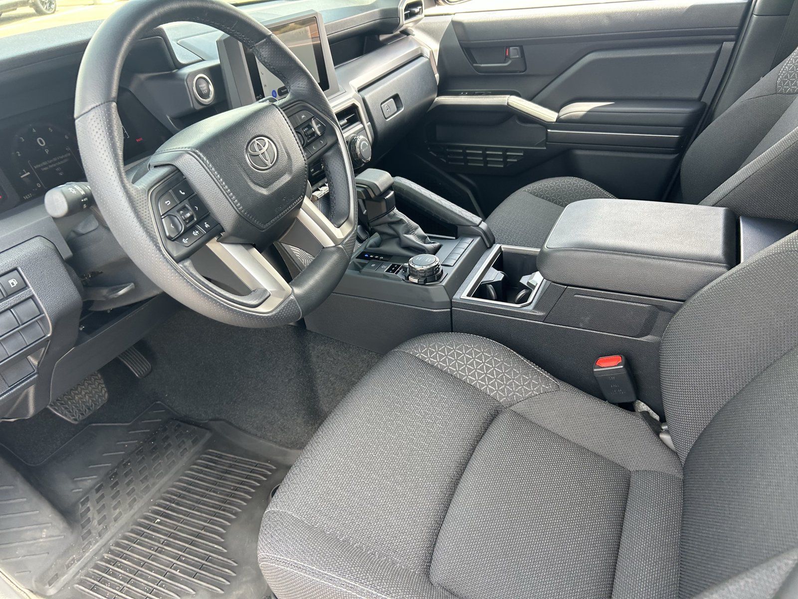 Used 2026 Toyota 4Runner SR5 AWD/4WD image 26