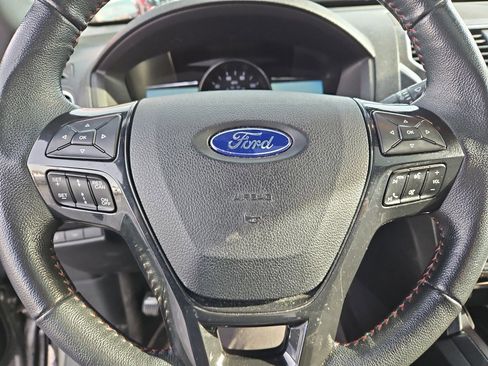 Used 2018 Ford Explorer Sport image 11