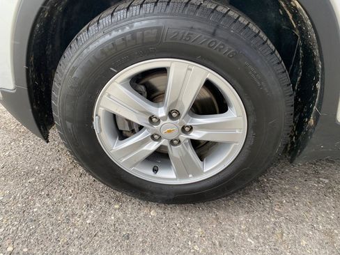 Used 2019 Chevrolet Trax LT w/ LT Convenience Package image 23