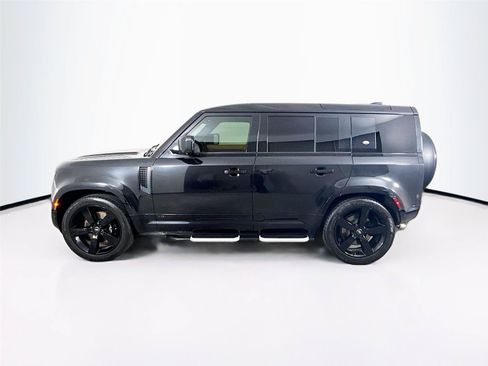 Used 2023 Land Rover Defender 110 V8 AWD/4WD image 24