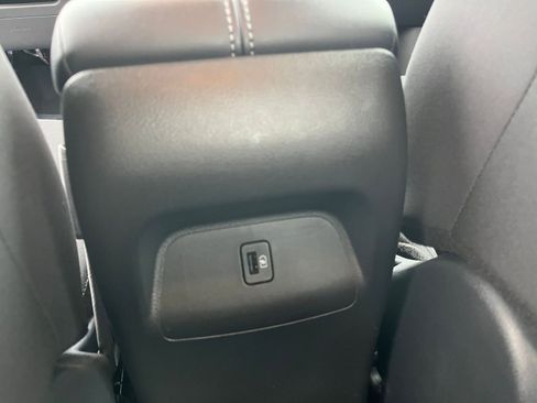 Used 2025 Nissan Sentra SV image 23