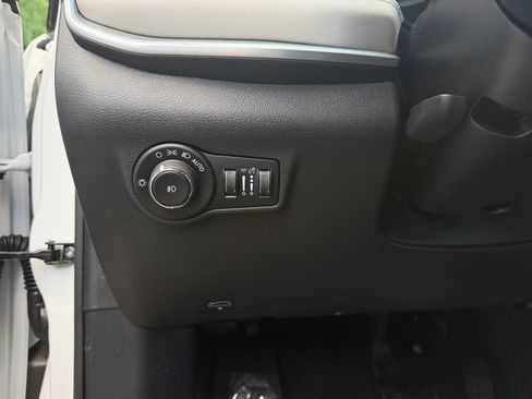 New 2026 Jeep Compass Limited AWD/4WD image 17