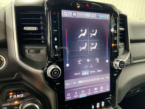 New 2026 RAM 1500 Big Horn AWD/4WD image 17