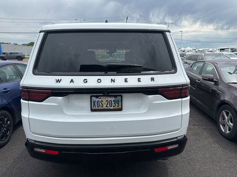 Used 2025 Jeep Wagoneer Series II w/ Convenience Group I AWD/4WD image 5