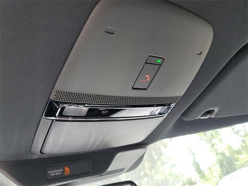 New 2025 Nissan Armada SL w/ Captain's Chari Seat Package image 20