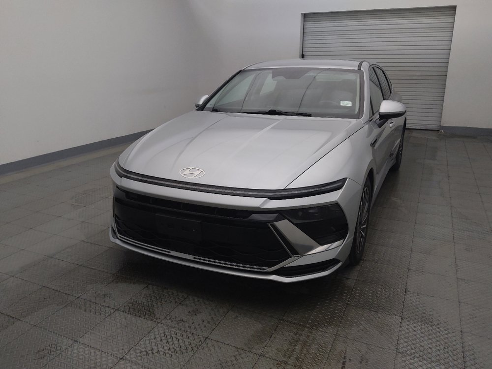 Used 2025 Hyundai Sonata SEL FWD image 15