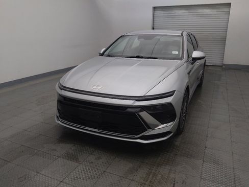 Used 2025 Hyundai Sonata SEL FWD image 15