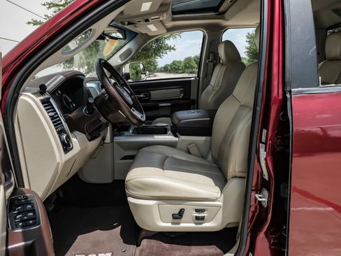Used 2018 RAM 2500 Laramie w/ Convenience Group AWD/4WD image 14