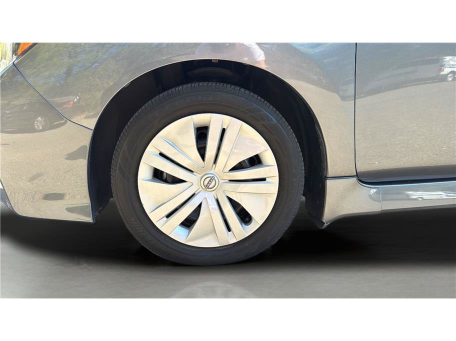 Used 2025 Nissan Leaf S FWD image 40