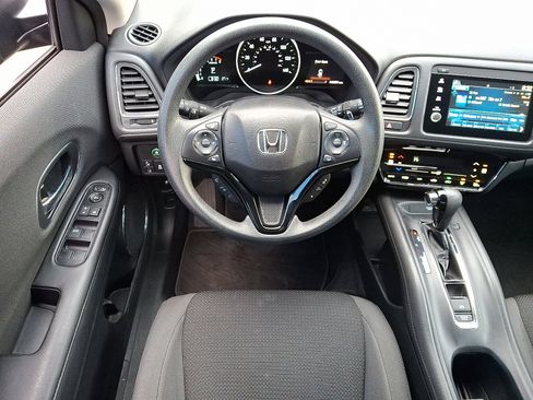 Used 2022 Honda HR-V EX image 11