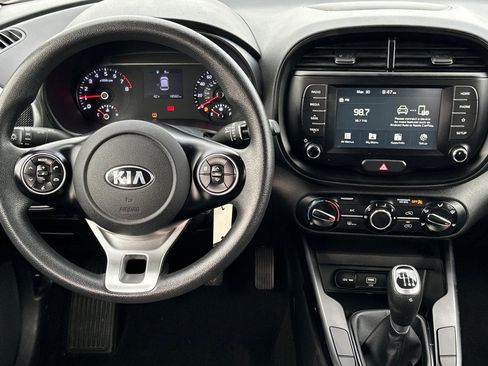 Used 2020 Kia Soul LX image 14