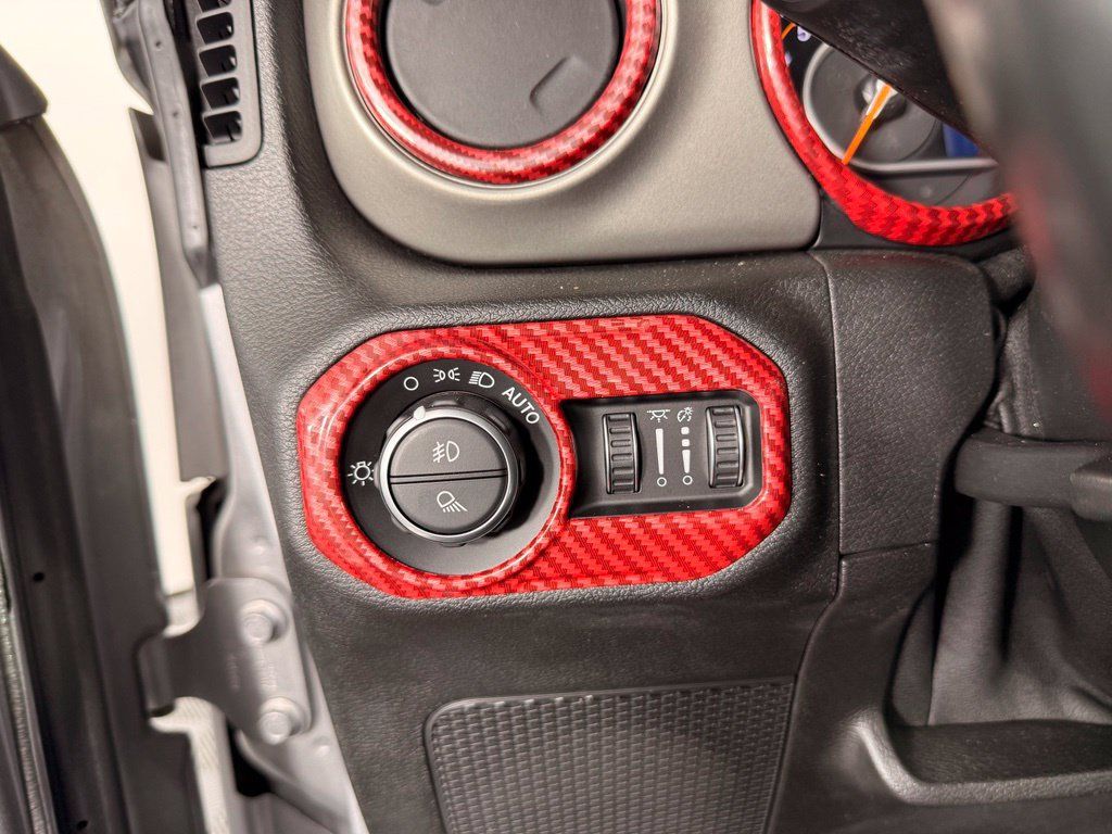 Used 2021 Jeep Gladiator Sport AWD/4WD image 22