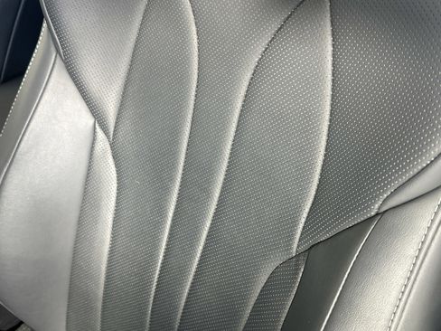 Used 2022 Lexus ES 350 F Sport image 18