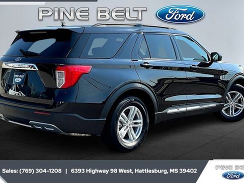 Certified 2024 Ford Explorer XLT w/ Equipment Group 202A image 11