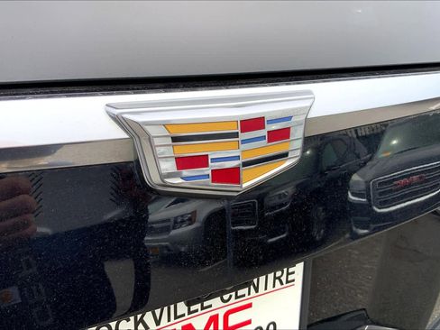 Used 2019 Cadillac Escalade Platinum image 10