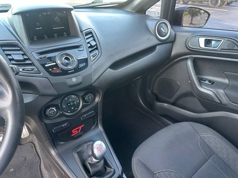 Used 2017 Ford Fiesta ST FWD image 13